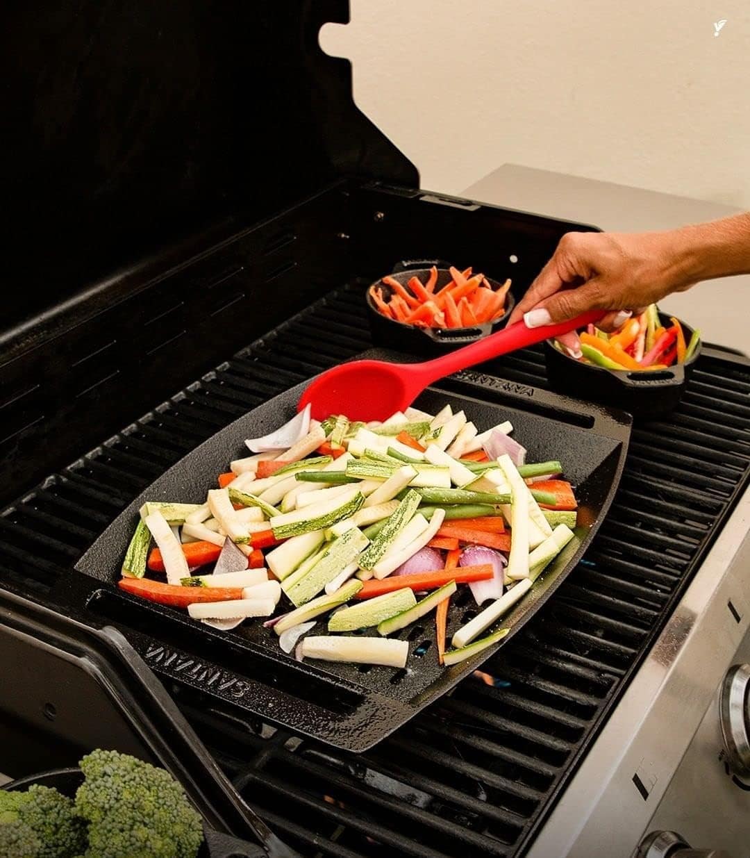 Assadeira Grill Para Grelhados Em Ferro Fundido Santana - Image 9