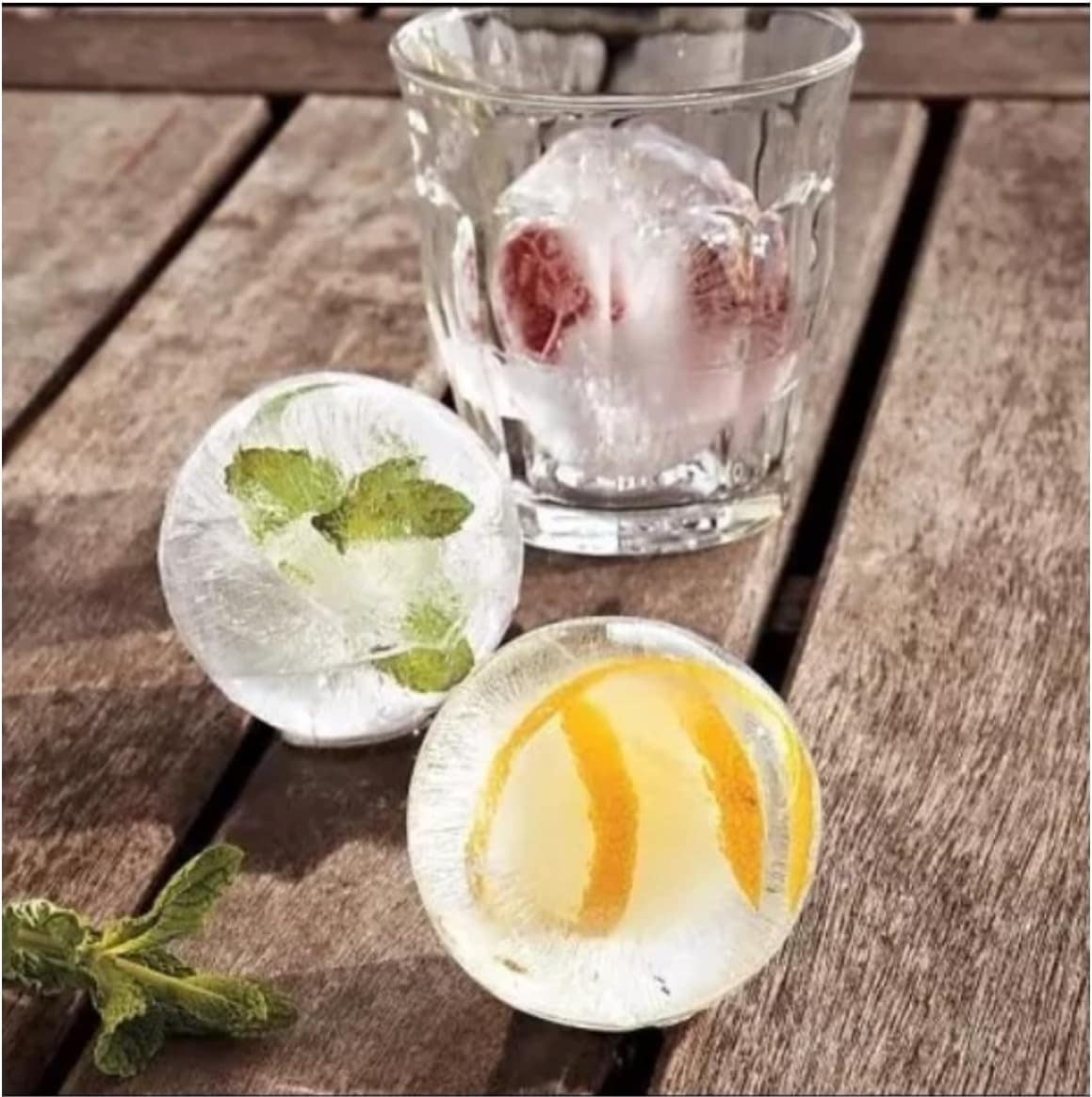 Forma para Gelo Em Silicone Formato de Esfera Cor Vermelha - Image 5