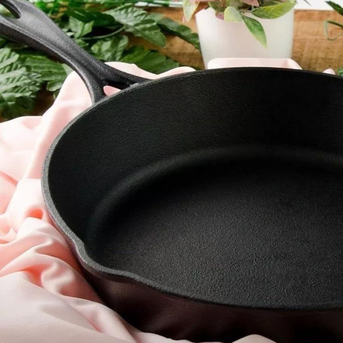 Frigideira De Ferro Fundido 22 Cm Cabo De Ferro Com Tampa - Image 4