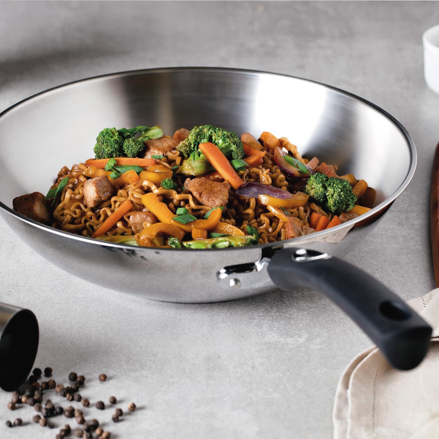 Panela Wok Tramontina Inox S/Tampa Solar Silicone 28cm, 6213... - Image 2