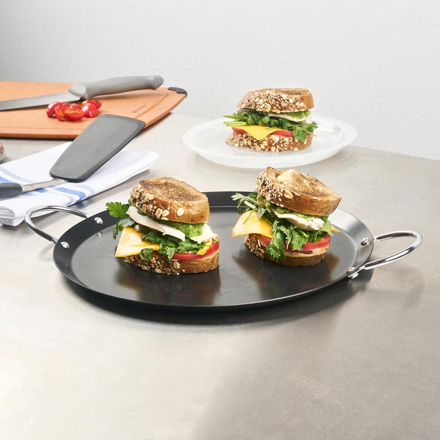 Restaurantware Met Lux Chapa redonda de 28 cm com alça dupla... - Image 6