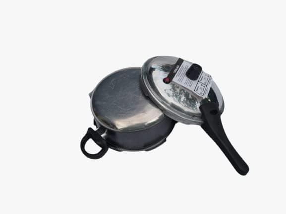 Panela De Pressão 3 L Craqueada Preta Fechamento Externo Asj - Image 2