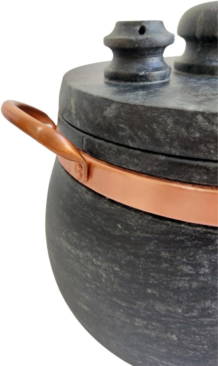 Panela de Pedra Sabão com Detalhes em Cobre, Capacidade Gran... - Image 6