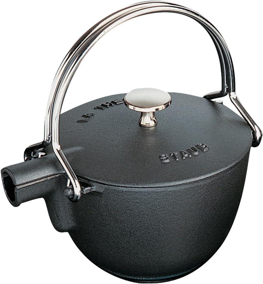 Staub Chaleira de chá redonda de ferro fundido 1-qt - Preto ...